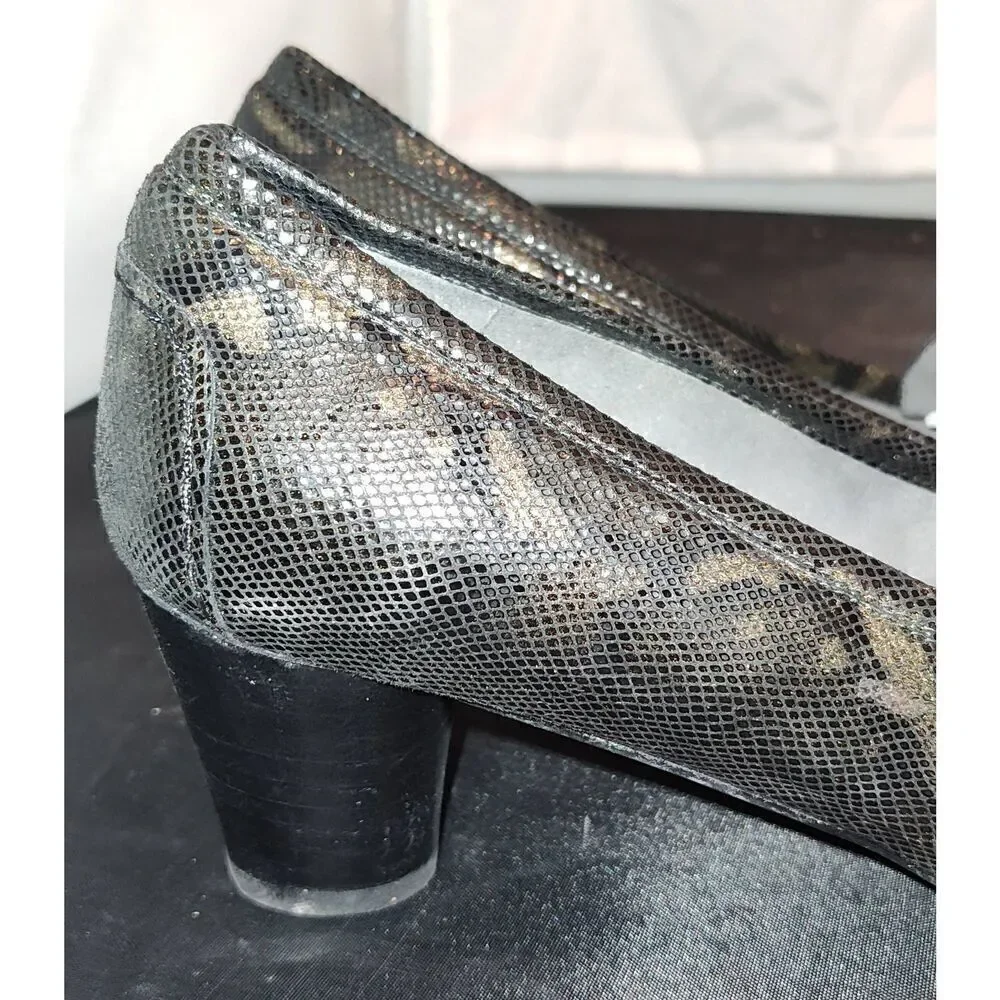 Stuart Weitzman Multicolor Python Embossed Leather Tassel Detail PUMPS Size Wome